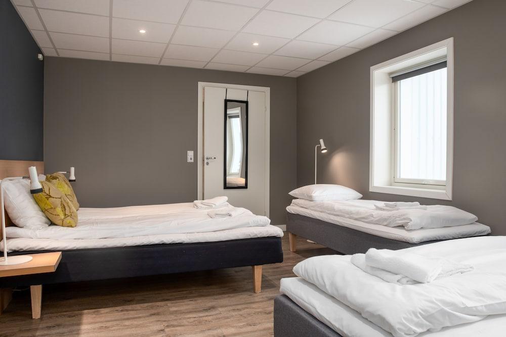 Hotel Aurora Svolvaer Bagian luar foto
